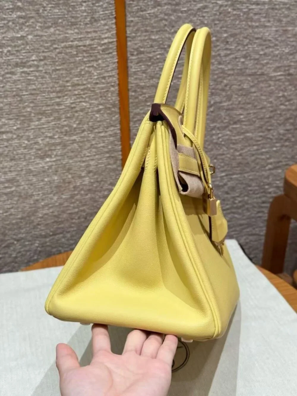 Hermes please see